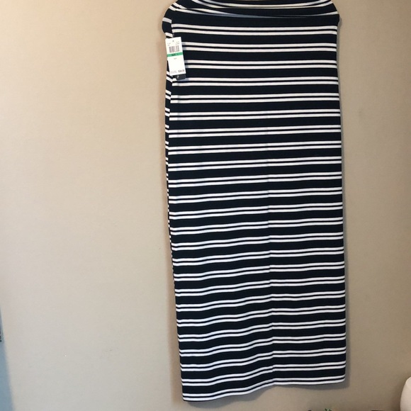 Long skirt new with tags size L - Picture 2 of 3